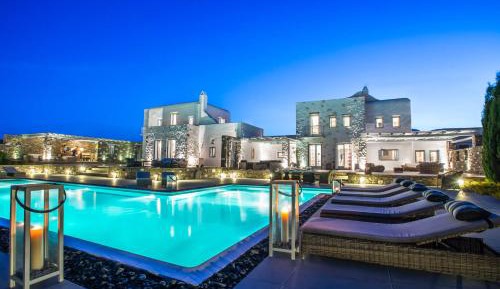 De Luxe Villa with Sea View and Swimming Pool