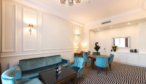 Executive Suite
