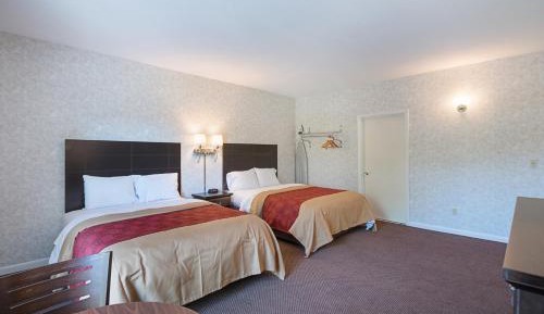 Double Room with Two Double Beds - Accessible/Non-Smoking