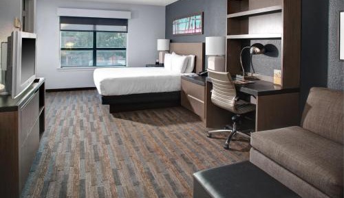 King Studio Suite