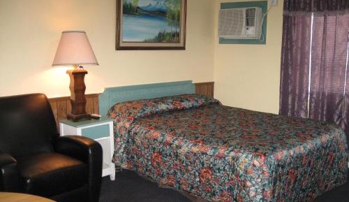 Queen Room