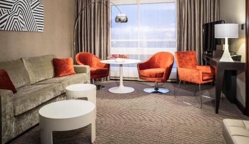 Junior King Suite