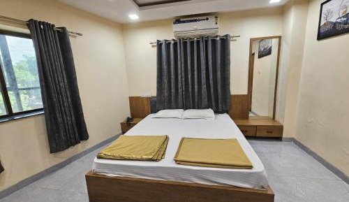 Single Room with Bathroom