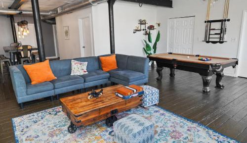 Deluxe Apartment