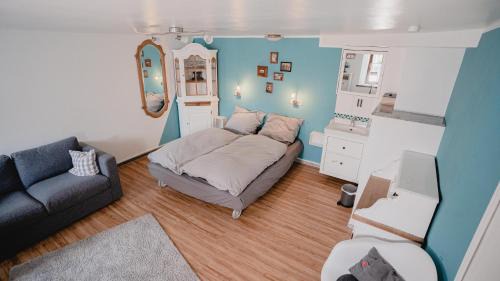 Double Room with Private External Bathroom