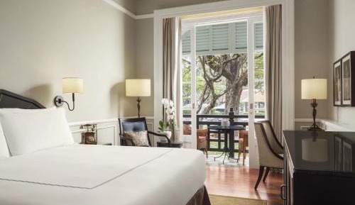 State Room King Bed with Garden View