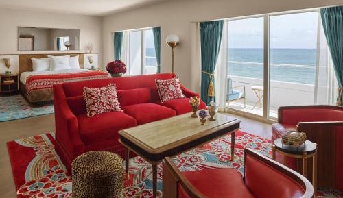 Premier Oceanfront Junior King Suite