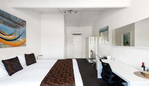 Superior Queen Room with Pool View