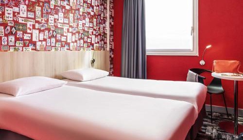 Standard Twin Room