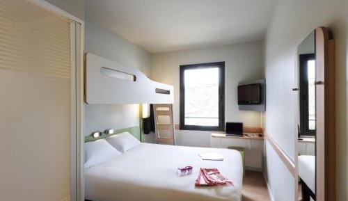 Double Room with Bunk Bed