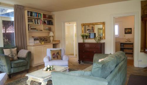 One-Bedroom Cottage