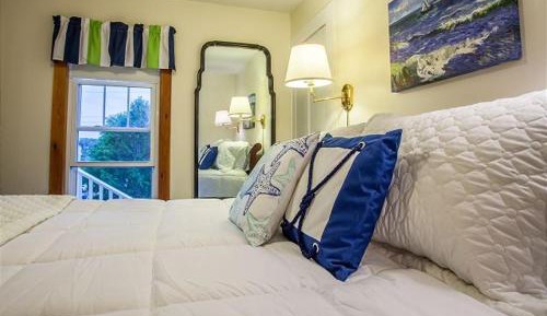 Junior Suite with Sea View 08