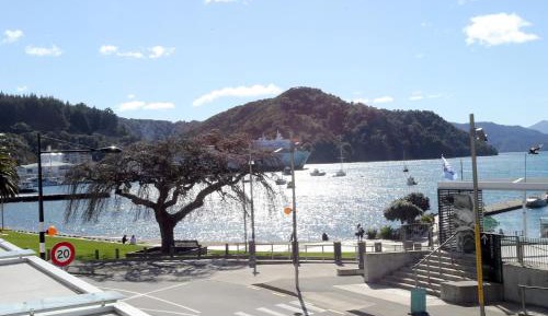 Oxleys 204 - Marina View 1 Bedroom (Sleeps 2)
