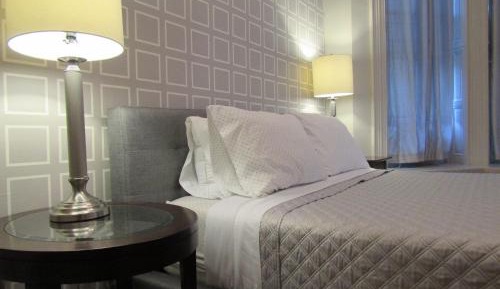 Deluxe Double Room with Bath