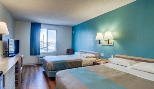 Queen Room with Two Queen Beds - Non-Smoking