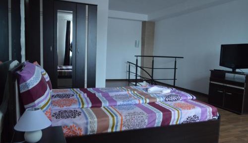 Apartment - Split Level