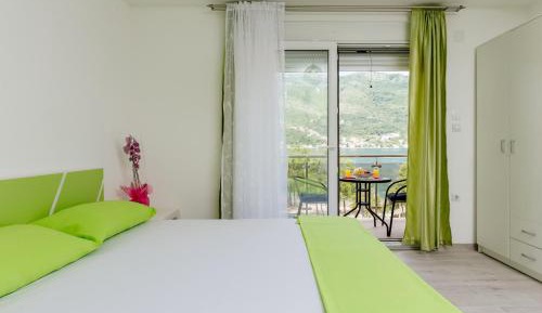 Studio with Sea View