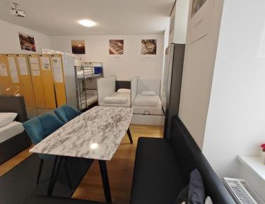 Bed in 8-Bed Mixed Dormitory Room