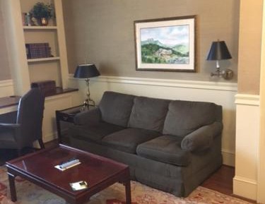 Luxury King Suite