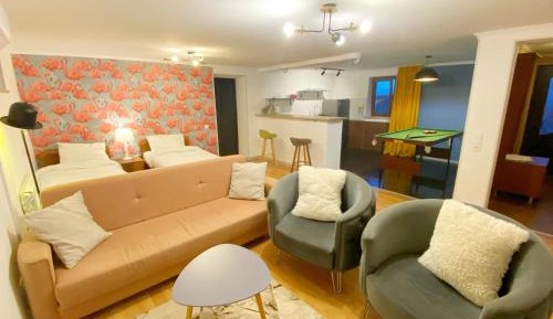 Deluxe King Suite