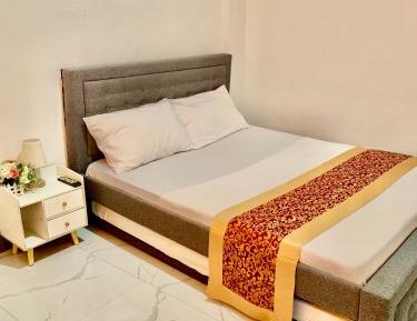 Queen Suite