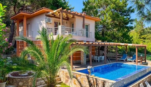 Villa with Private Pool