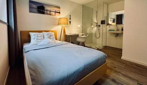 Single Room with Private Bathroom