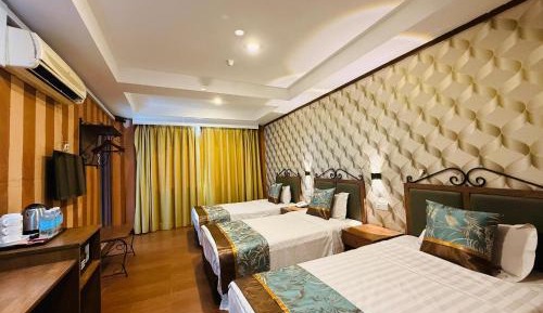 Triple Room