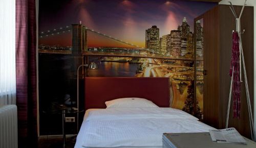 Premium Single Room