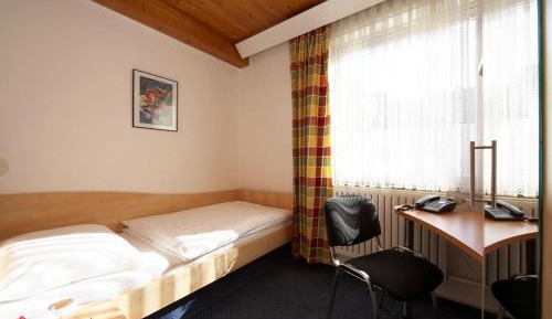 Economy Single Room