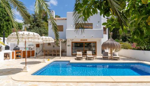 Villa with Private Pool