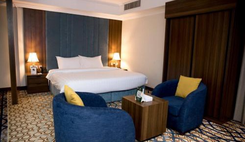 Deluxe King Room