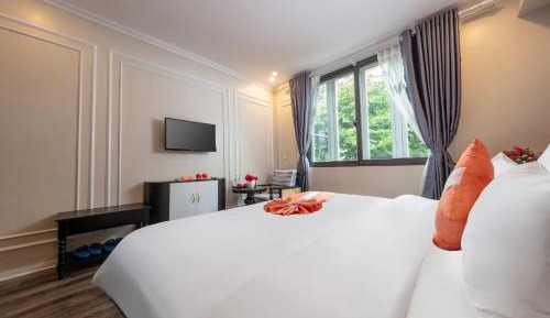 Deluxe Suite