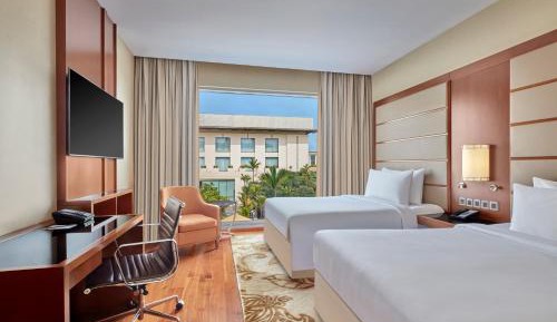 Deluxe Twin Room, Complimentary Airport Transfers, INR 500 Hotel Credit