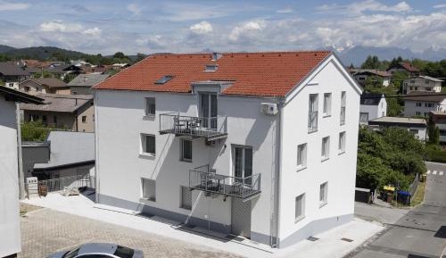 Two-Bedroom Apartment with Balcony