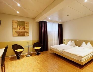 Small Twin Room