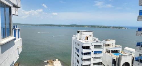 One-Bedroom Apartment with Sea View
