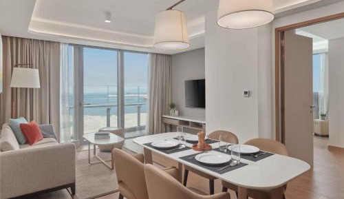 Two-Bedroom Deluxe Apartment with Balcony