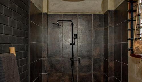 Double or Twin Room with Shower