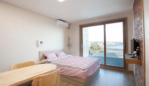 Studio with Sea View