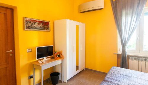 Triple Room with Private Bathroom