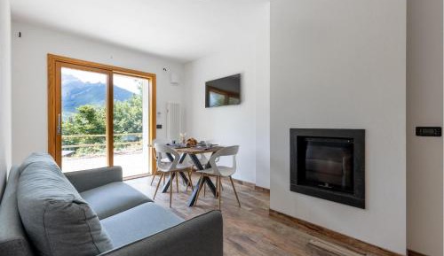 Six-Bedroom Holiday Home