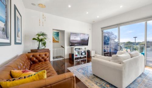 Four-Bedroom Holiday Home