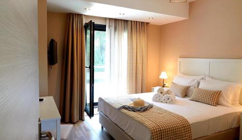 Superior Apartment with Sea View on First Floor