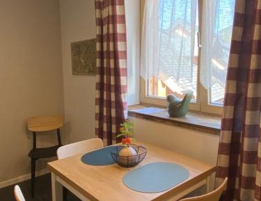 One-Bedroom Apartment - Non-Smoking