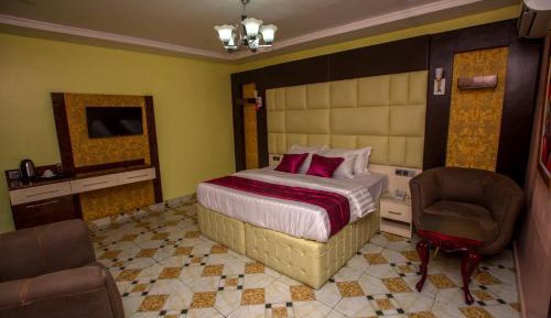Suite with City View