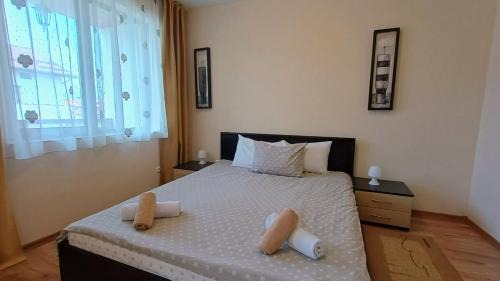 Studio with Sofa Bed