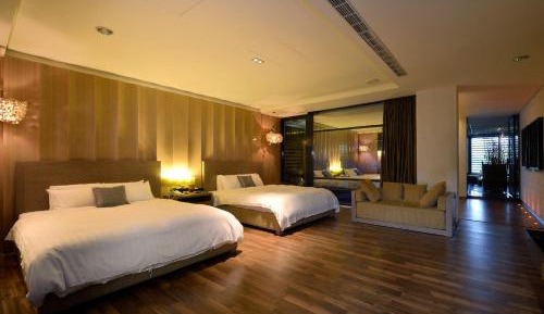 Deluxe Quadruple Room