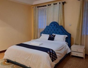 Queen Room with Garden View
