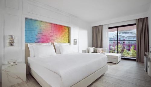 SUPERIOR ROOM LAND VIEW